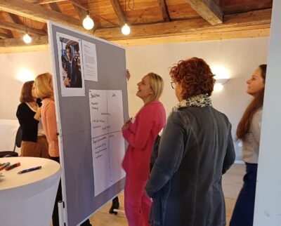 Weibliche Führungskräfte unter sich bei der „Female Leadership Experience“